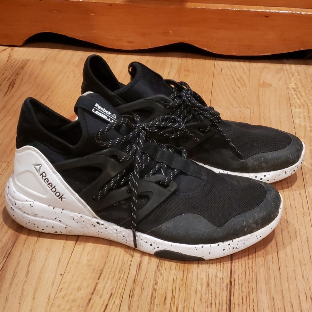 Reebok Sneakers (8.5 womens)